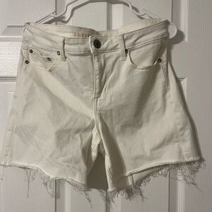 American Eagle Outfitters White Jean Shorts Frayed Hem